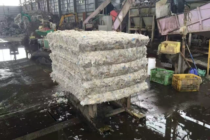 梱包工程